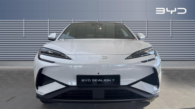 BYD Sealion 7 230kW Comfort 83kWh 5dr Auto Electric Estate - Image 3